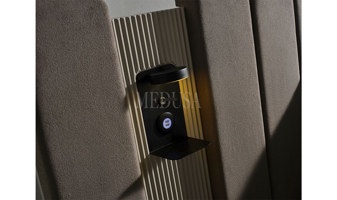 Beth Black Komodin