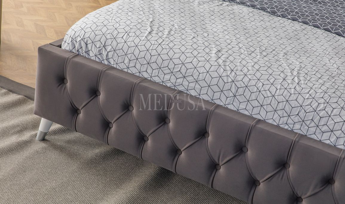 Royal Silver Karyola