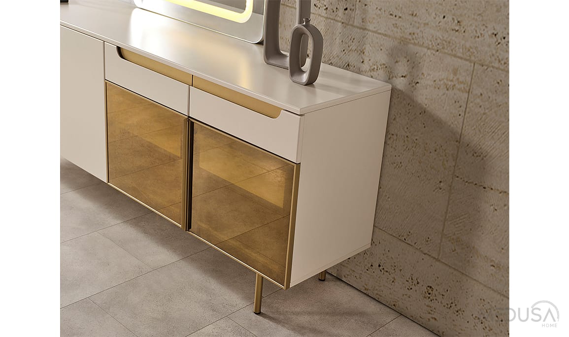 Zara Gold Konsol