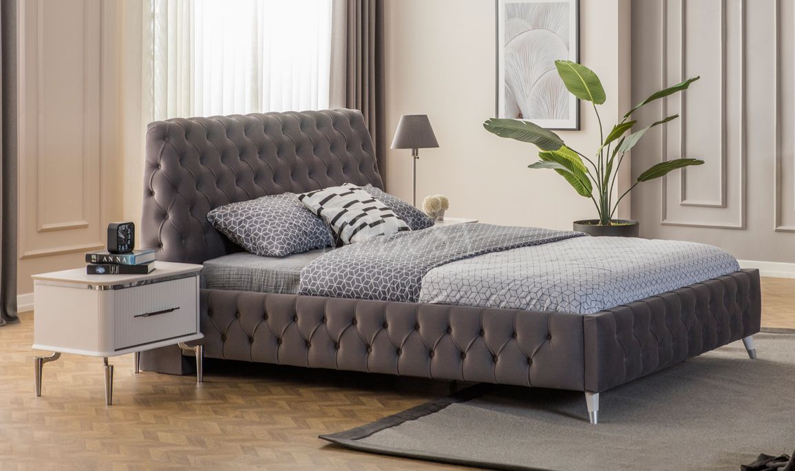 Royal Silver Karyola